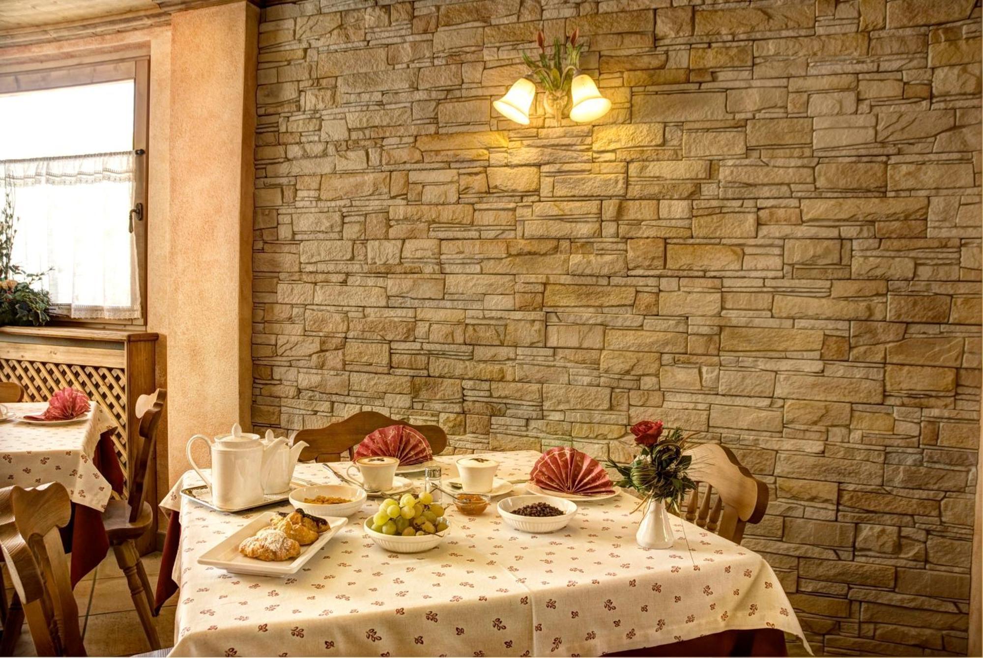 Hotel Costanza Mountain Holiday ลีวินโญ ภายนอก รูปภาพ